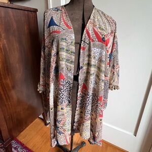 Short kimono by Umgee